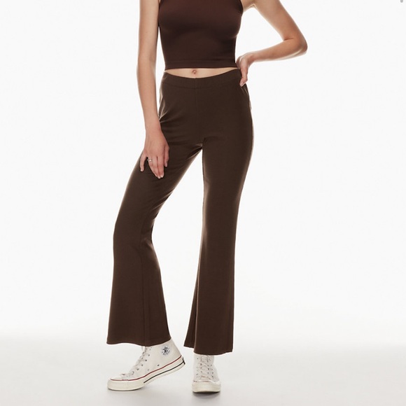 Aritzia Sunday Best Tate Flare Pant Green (2XS) - Picture 4 of 5